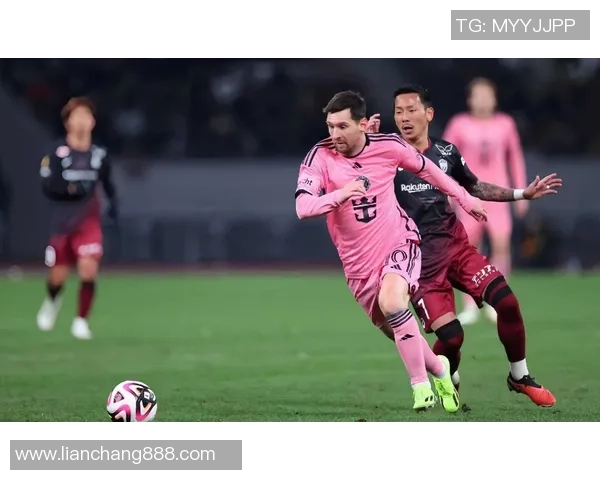 足球赛事与球星辉煌之路的紧密联系与相互成就分析